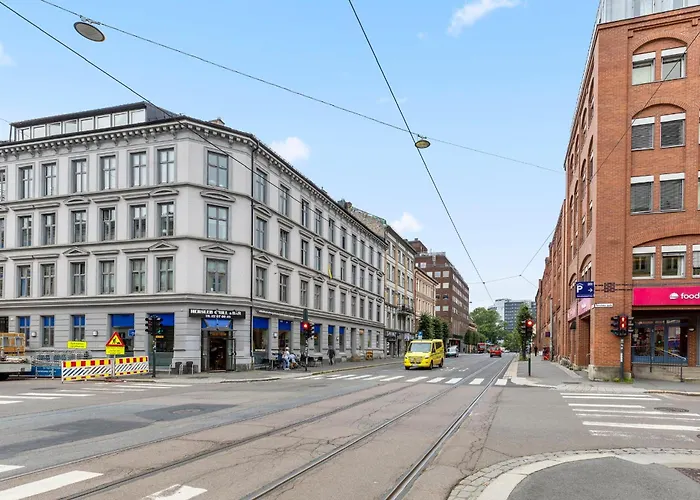 Spacious And Exclusive Apartment In The City Centre